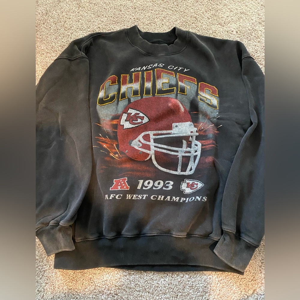 Abercrombie & Fitch Kansas City Chiefs Graphic Crew Sweatshirt